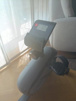 Bicicleta Estática Zipro Vision con Respaldo