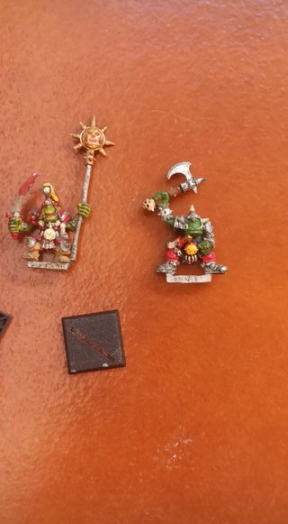 Warhammer guerreros orcos metal