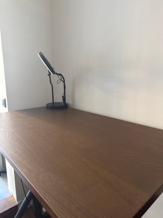Escritorio elevable Ikea IDASEN + Silla