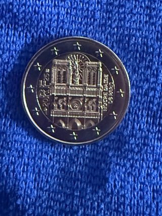 Moneda Francia Notre Dame 2025