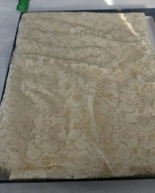 Mantilla Madrina Manola Beige 220x100cm