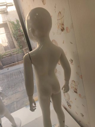 Maniquí niño 6 años