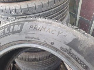 215 60 R17 96H Michelin - 1 neumático +75%