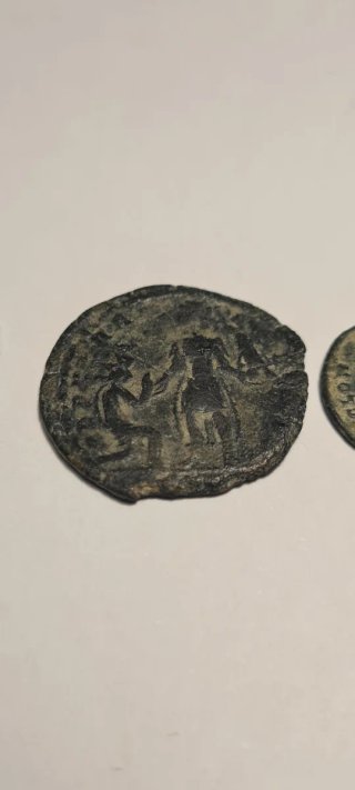 Lotto di 3 antiche monete romane