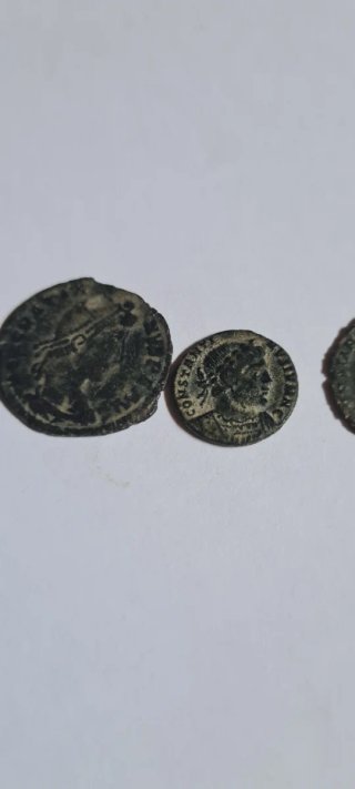 Lotto di 3 antiche monete romane