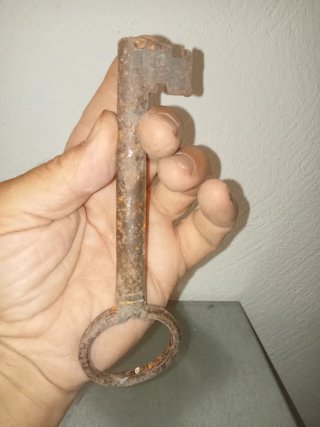 Llave antigua hierro forjado grande