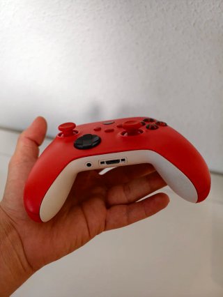Mando Xbox Series X Rojo Edicion