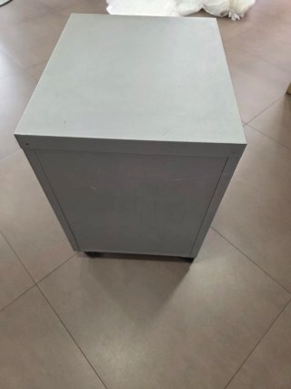 Cajonera de oficina gris