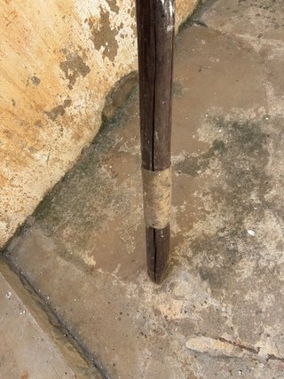 Palo de barca de pesca antiguo