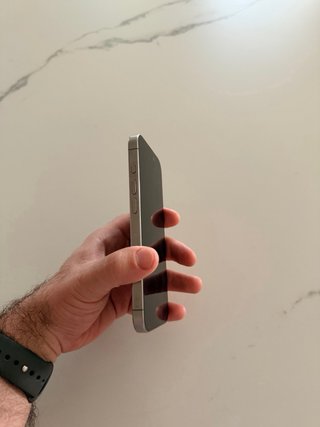 iPhone 15 Pro Gris titanio natural