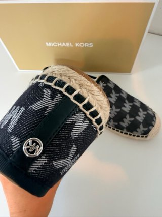 Alpargatas Michael Kors Negras y Grises