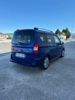 Ford Tourneo Courier 2015
