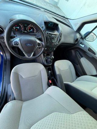 Ford Tourneo Courier 2015