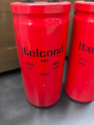 2 Condensadores Electrolíticos Itelcond 1000 MFD 4