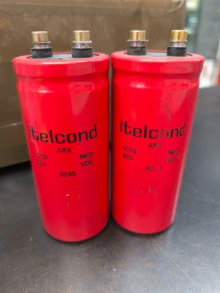 2 Condensadores Electrolíticos Itelcond 1000 MFD 4