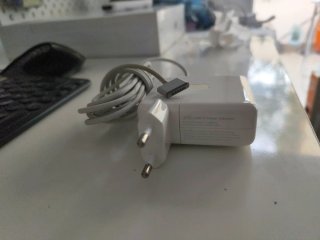 Adaptador Corriente Apple Magsafe 67W
