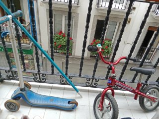 Bicicleta y Patinete Infantil (3-5 años)