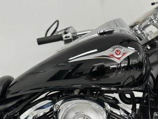 KAWASAKI VN 900 CLASSIC