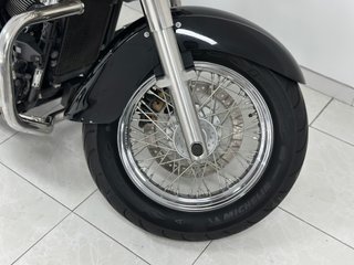 KAWASAKI VN 900 CLASSIC
