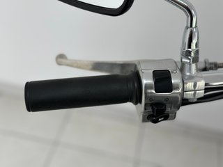 KAWASAKI VN 900 CLASSIC