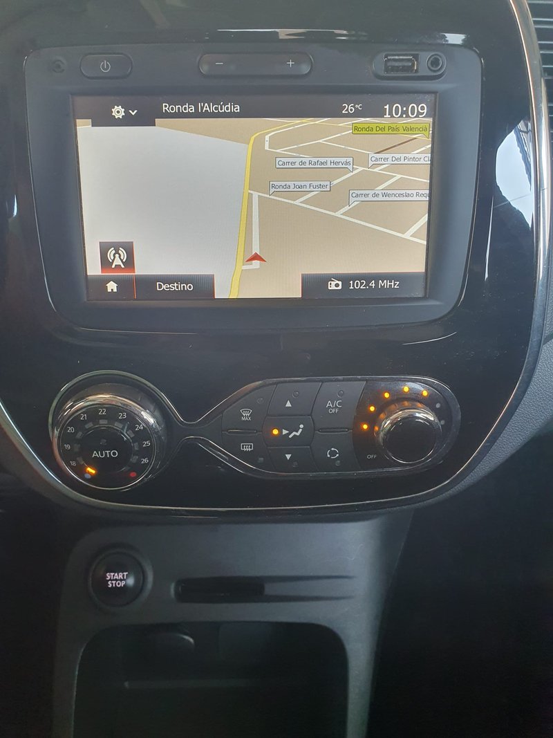 Renault Captur TCe Energy eco2 S&S Intens 2017, foto 11