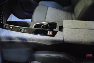 Peugeot 3008 HYBRID 145 e-DCS6 ALLURE 2025