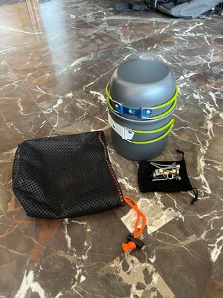 Kit Camping Ollas y Hornillo