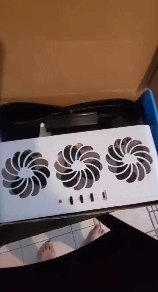 Ventilatore solare per auto