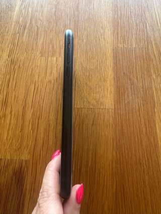 iPhone XR Negro 64GB - Batería 93%