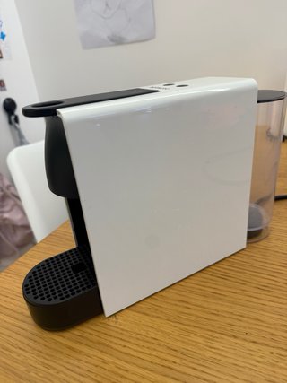 Cafetera Nespresso Krups Blanca