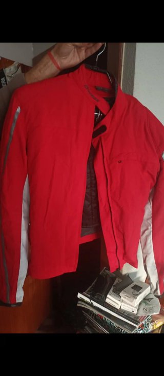 Chaqueta Dainese Talla 46 Roja y Negra