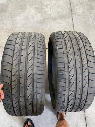 Bridgestone 275/45-20 Neumático