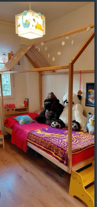 Cama infantil de madera