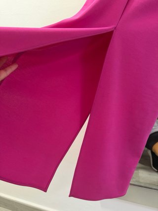 Vestido fucsia drapeado