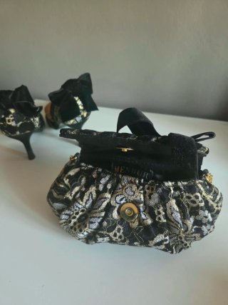 Tacones y bolso Menbur