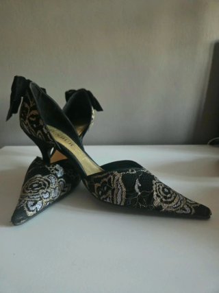 Tacones y bolso Menbur