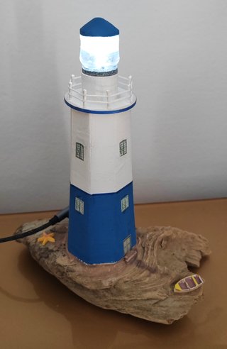 Faro decorativo legno bianco e blu