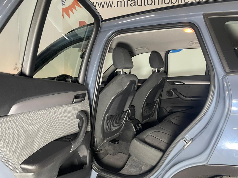 BMW X1 sDrive16d 2021, foto 17