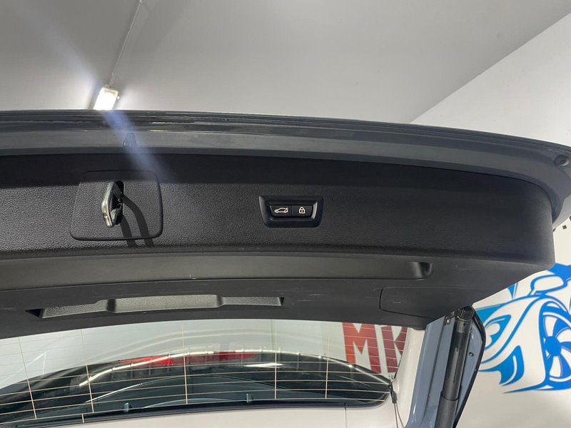 BMW X1 sDrive16d 2021, foto 19