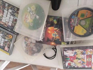 Consola PS3 Negra + Juegos y Mandos