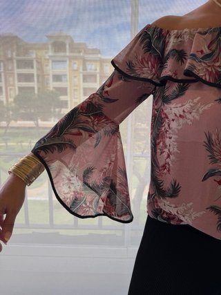 Blusa Hombros Descubiertos Estampada