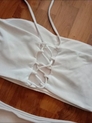 Bikini blanco nuevo