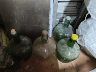 Bottiglie antiche in vetro (4 unità)