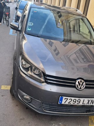 Volkswagen Touran 2011