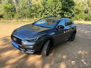 Infiniti QX30 2019
