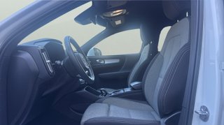 Volvo XC40 B3 G Core Dark Auto 120 kW (163 CV)