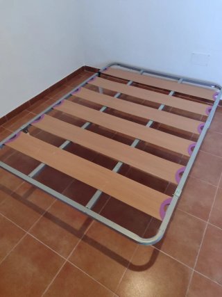 Somier de lamas metálico y madera