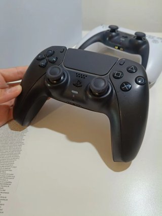 PS5 lector de discos 825gb + 2 mandos + 3 Juegos