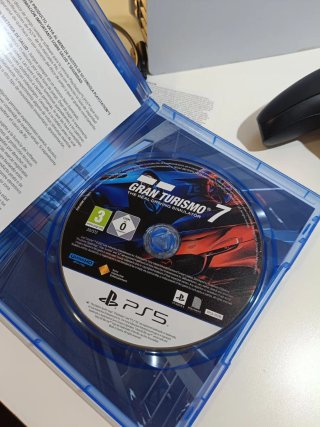 PS5 lector de discos 825gb + 2 mandos + 3 Juegos