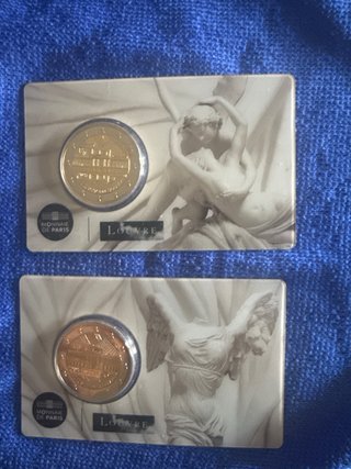 Moneda Francia Louvre 2025